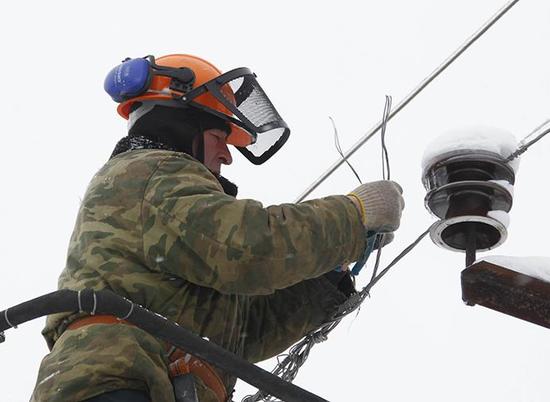 В Волгоградской области 12 тысяч человек остались без электроэнергии